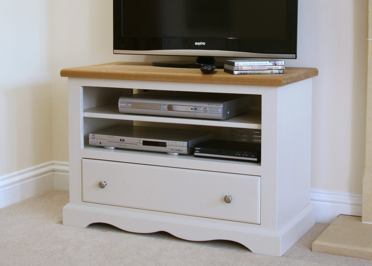 Andrena Cotswold Entertainment Unit