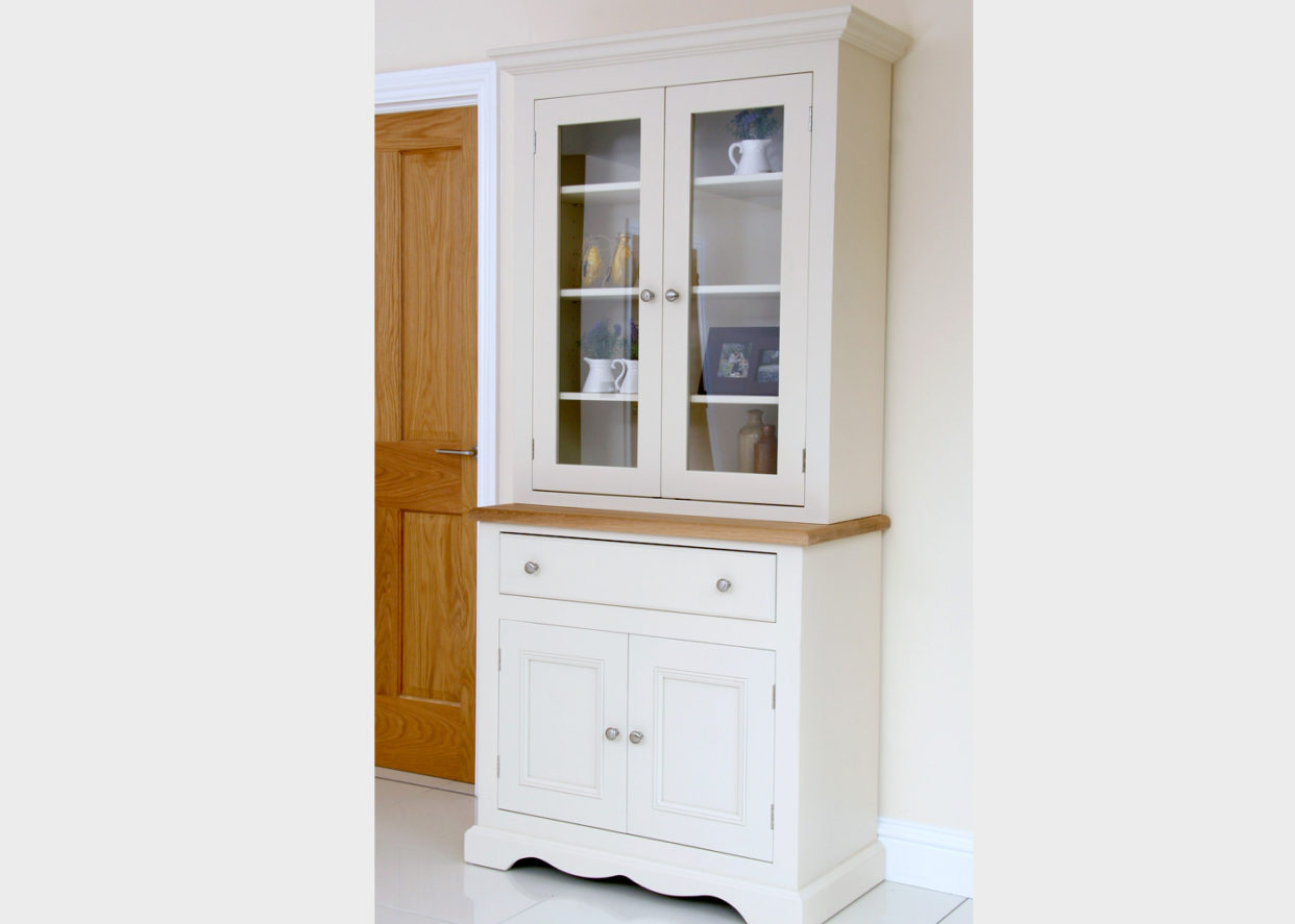 Andrena Cotswold 3 foot wide glazed dresser top