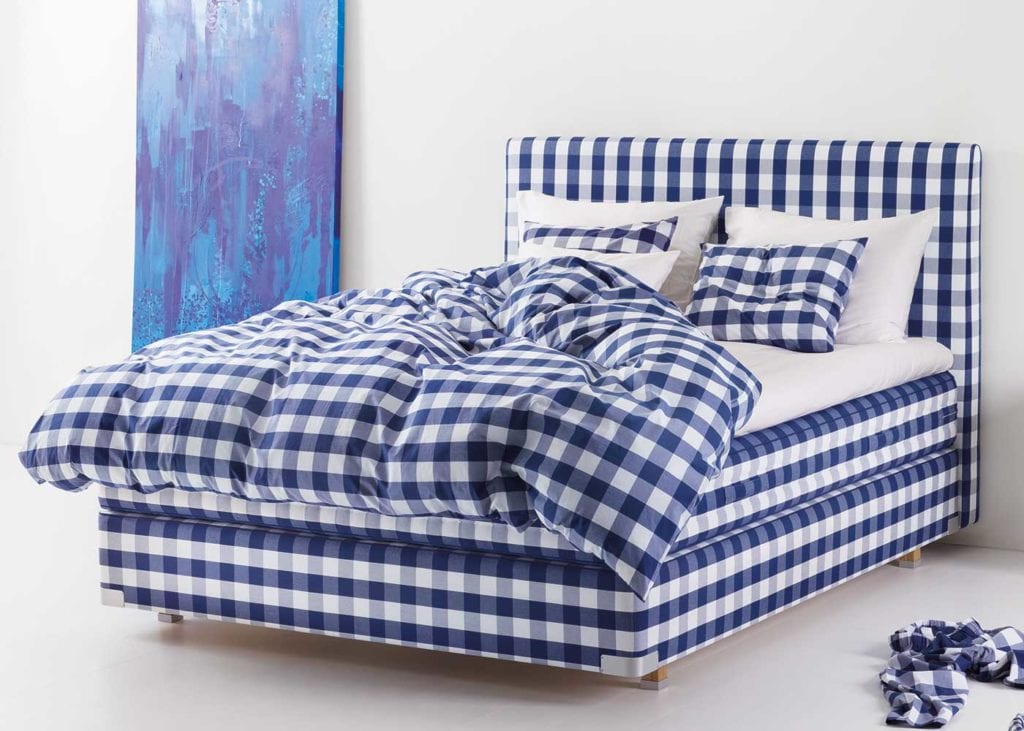 Hästens 2000T Bed Midfurn Furniture Superstore