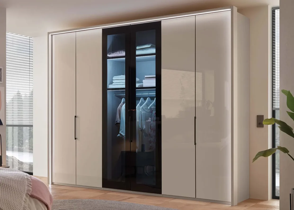 Dubai Hinged Door 3m