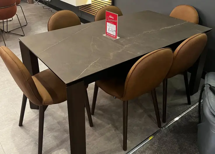 Calligaris Gate Table And 6 Riley Chairs